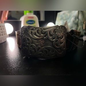 ANGEL RANCH WOMEN'S FILIGREE CUTOUT BELT